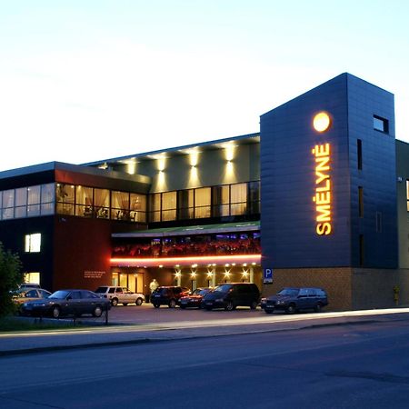 Smelyne Hotel Panevezys Ngoại thất bức ảnh