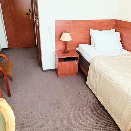 Smelyne Hotel Panevezys Ngoại thất bức ảnh