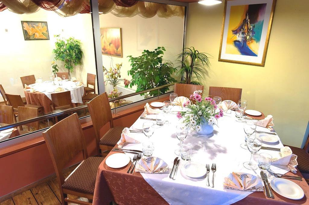 Smelyne Hotel Panevezys Ngoại thất bức ảnh